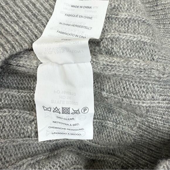 J.CREW Gray Cable Knit V-Neck  Career Casual Wool Blend Sweater Women’s Size M - Picture 9 of 11